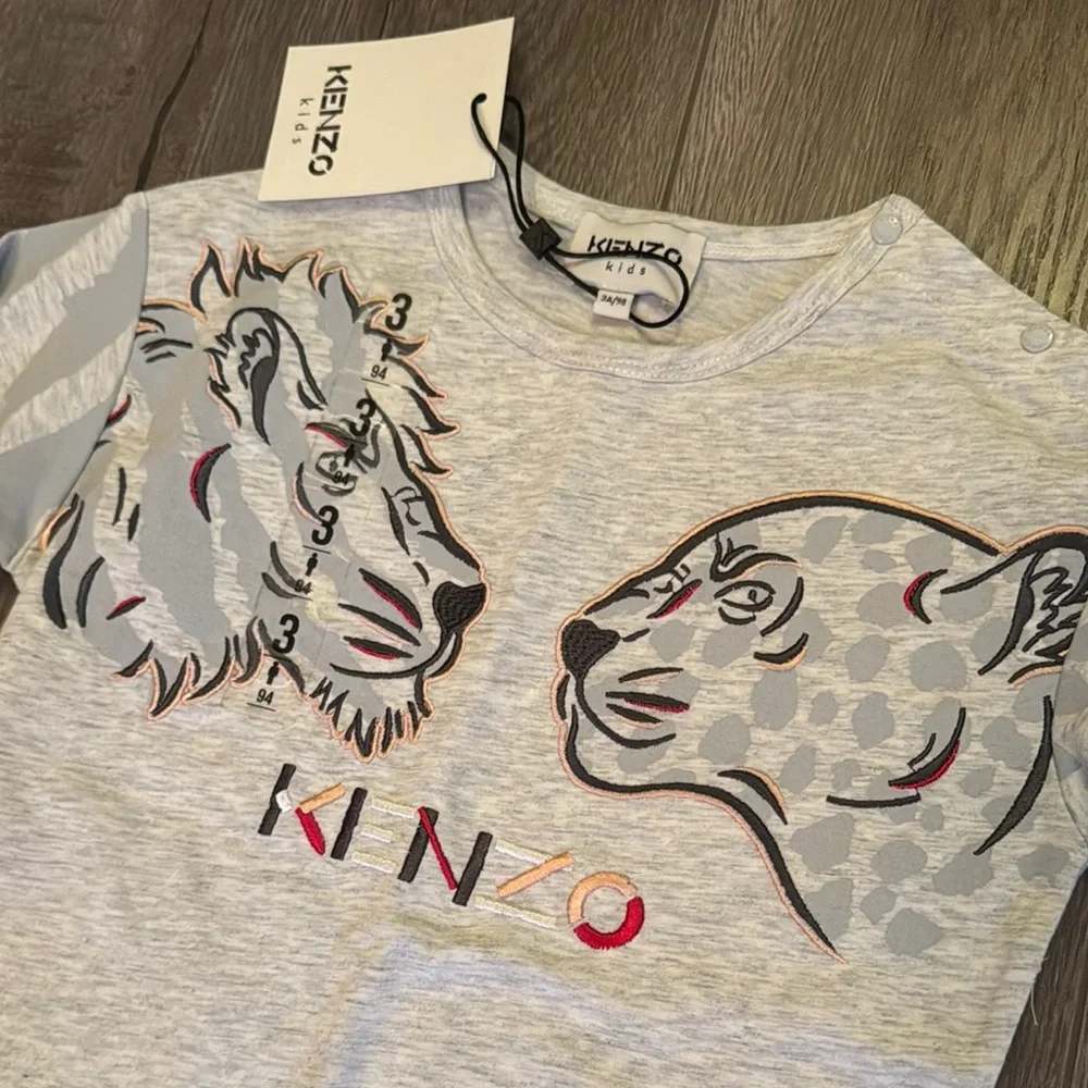Kenzo Gray Long Sleeve Tee with Bold Animal Design - Picture 2 of 9